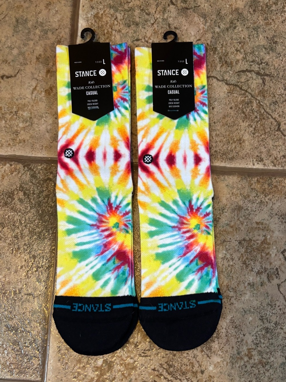 NWT Stance *Bundle of 2 pairs* kids Wade Collection Casual Crew Socks sz L 3-5.5